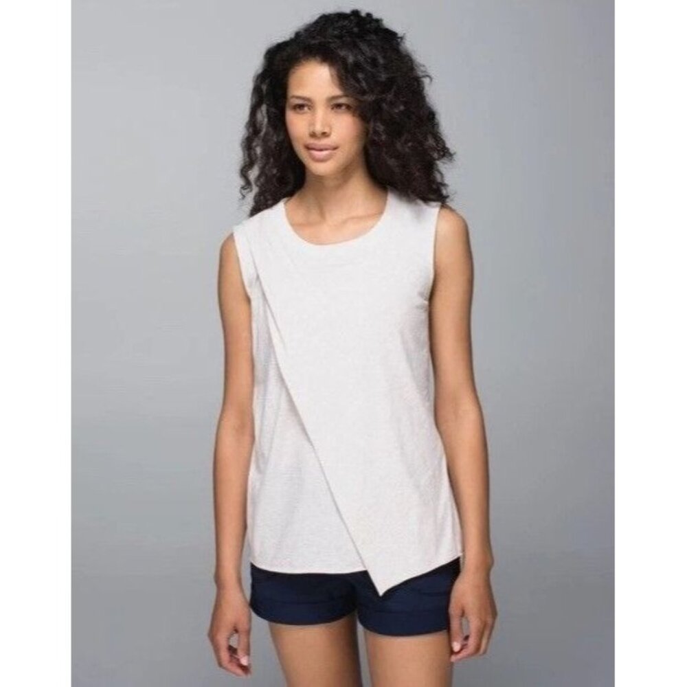 Lululemon Asymmetrical Hem Tank Top To Class Tee In Heathered Dune Size S